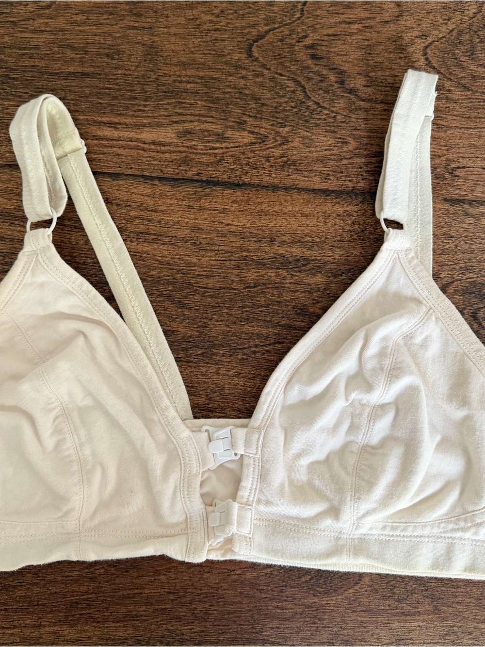 100% Organic Cotton Wireless Bra by Cottonique. Cream. Size 36c